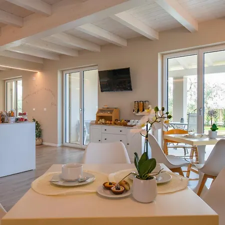 Ai Soffioni Bed & Breakfast Cavaion Veronese