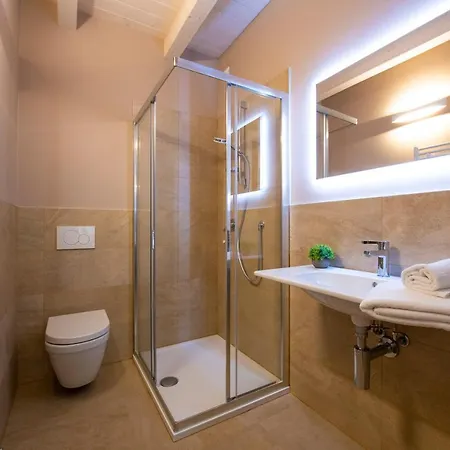 ベッド・アンド・ブレックファスト Ai Soffioni *